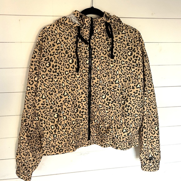 Hollister Jackets & Blazers - Hollister leopard windbreaker